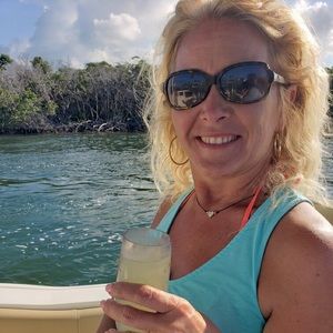 Meet your Posher, Natalie